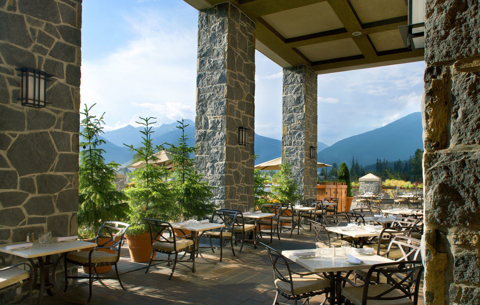 The Westin Resort & Spa, Whistler Exterior photo